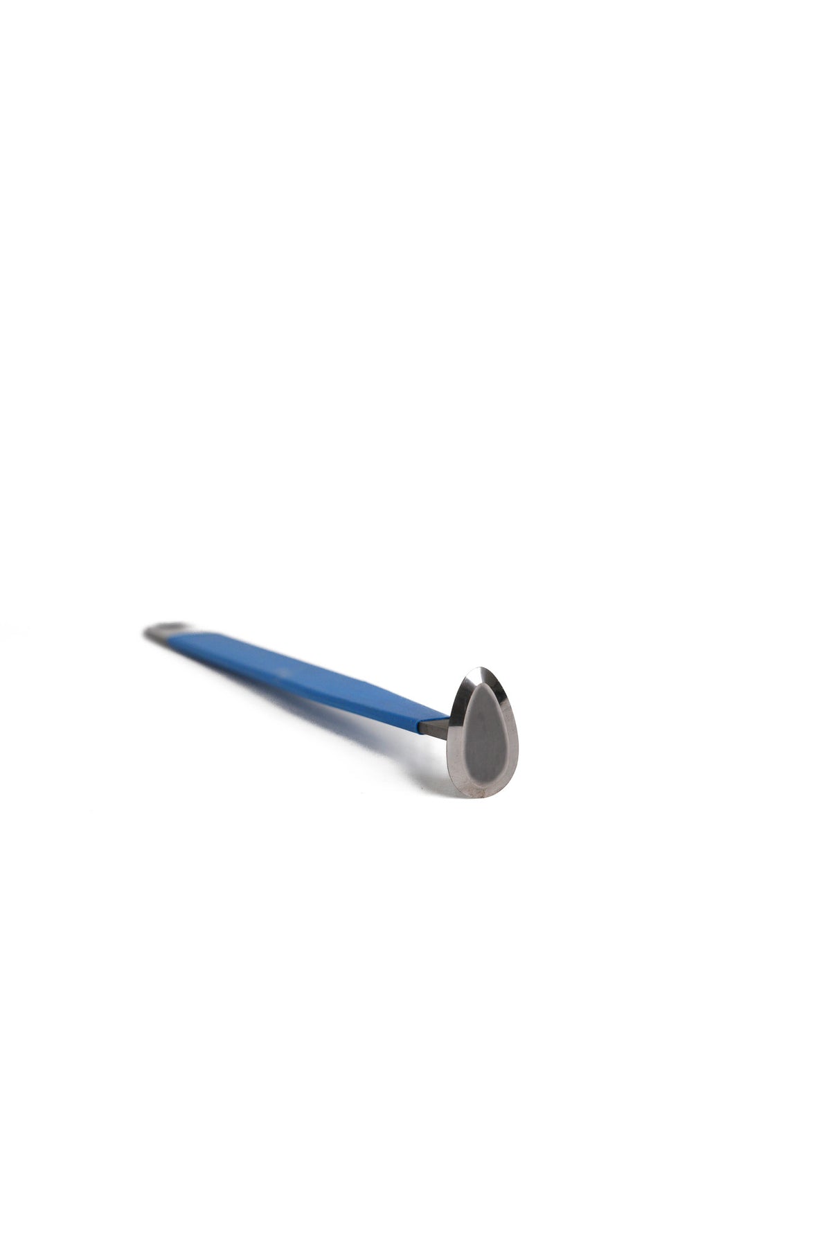 Curved scoop tungsten trimming tool for tight inside curves and controlled cuts