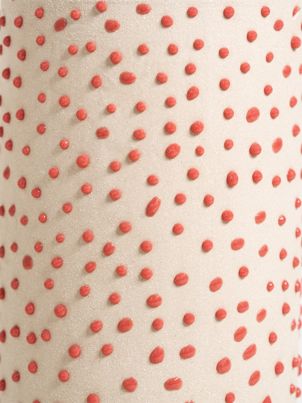 Pink Liquid Gloop glaze for ceramics, designed to produce captivating textures and vibrant results.