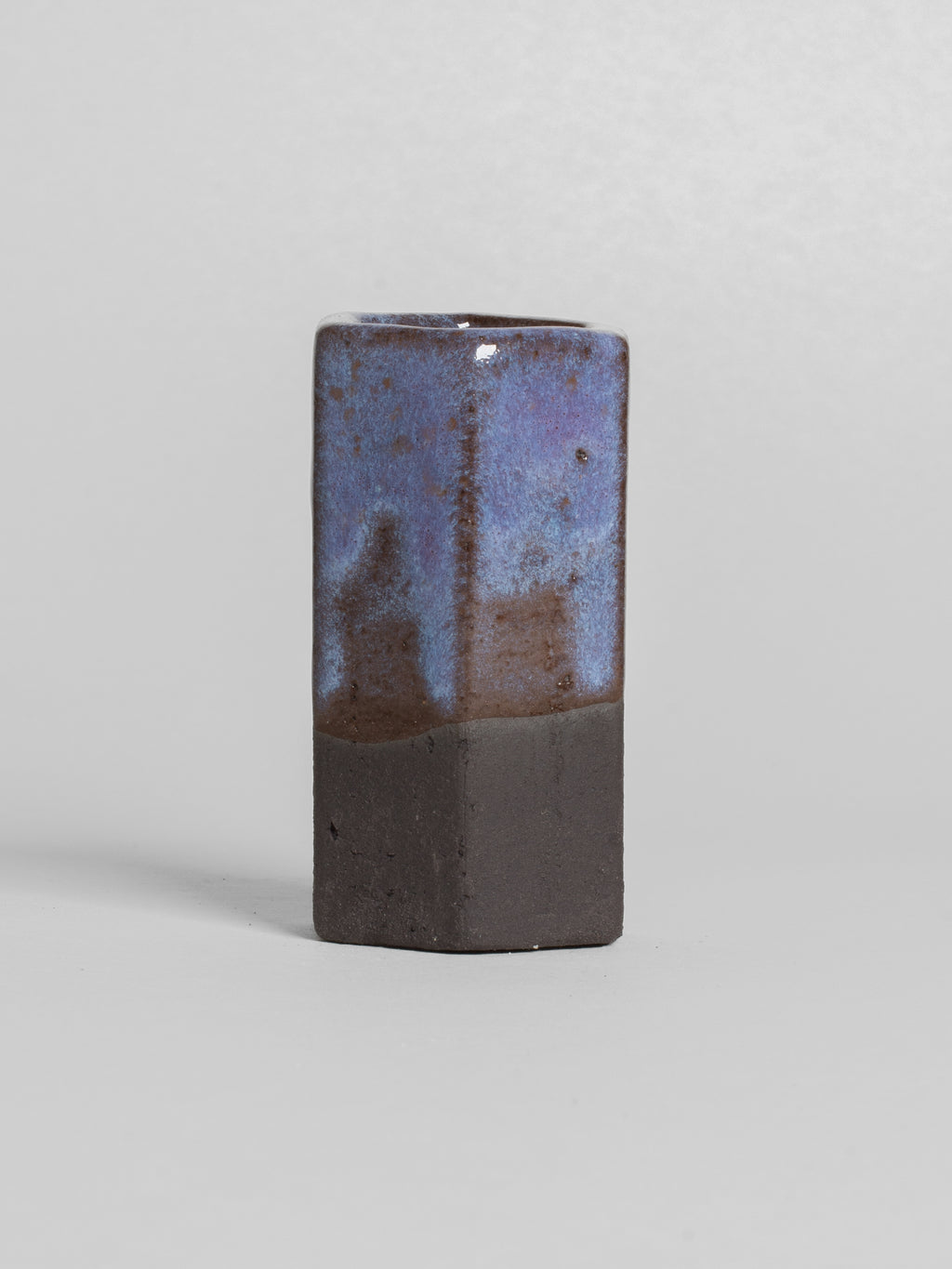 Lavender Gloss on a dark test cylinder