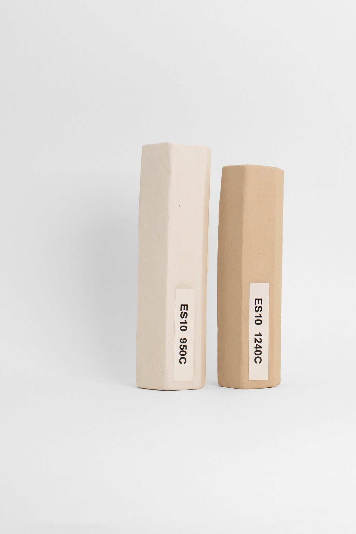 Earthstone Extra Smooth ES10 test tiles, fired at 950C and 1240C